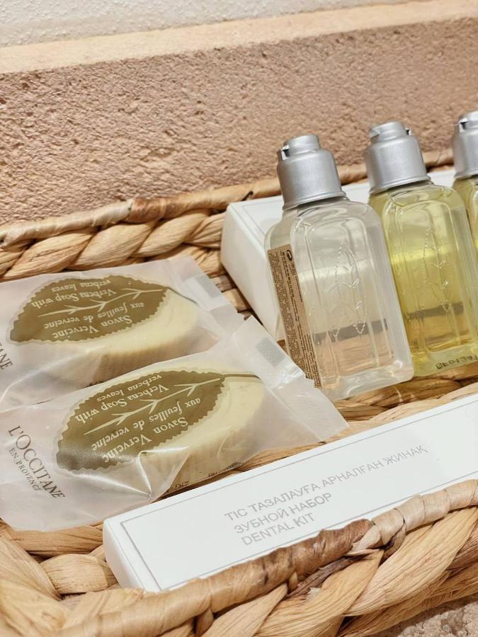 Pana Boutique Hotel Шимкент Екстериор снимка