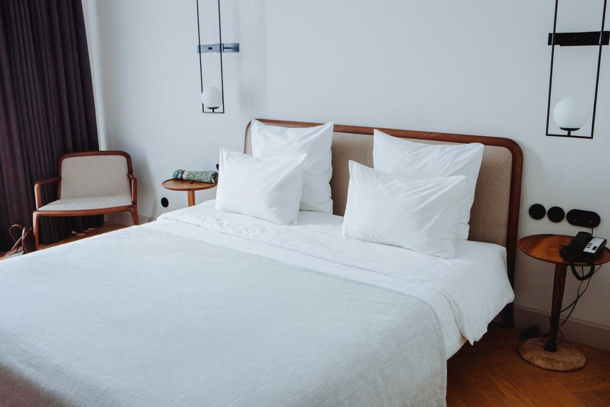 Pana Boutique Hotel Шимкент Екстериор снимка