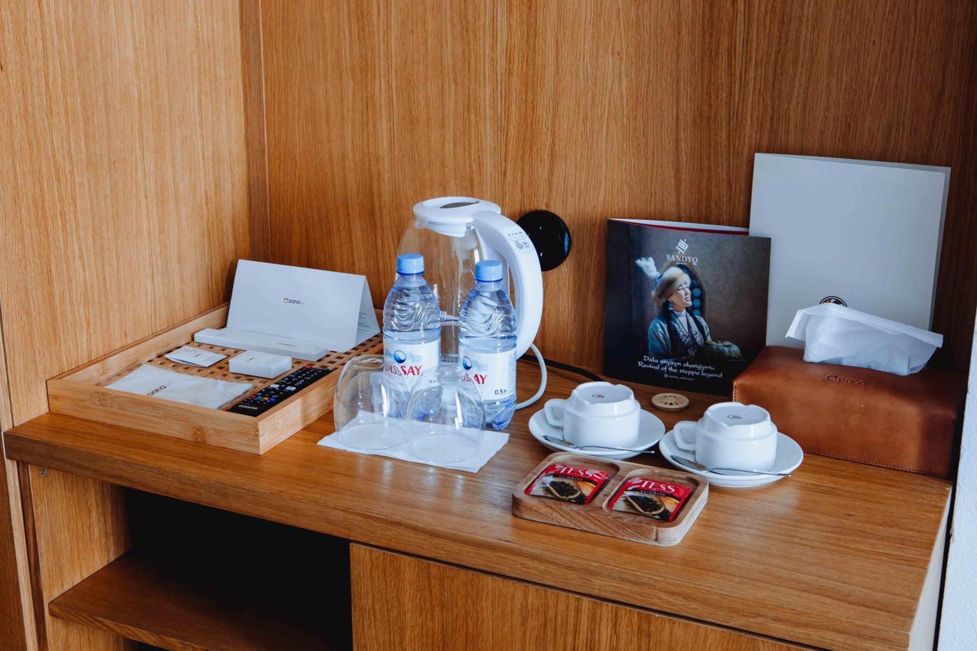 Pana Boutique Hotel Шимкент Екстериор снимка